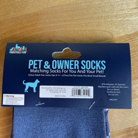 Pawsitively Fun Pet and Owner Socks - Picture 3 of 4